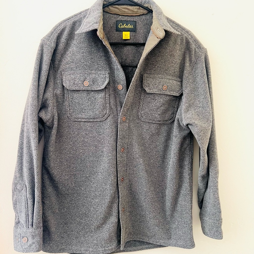 Cabela's Green Hiking Outdoors  Men's Jacket Size Medium